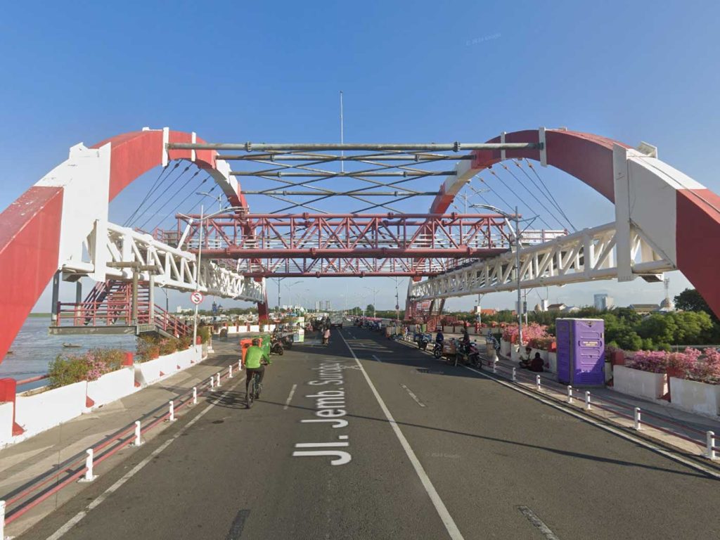 dekat suroboyo bridge